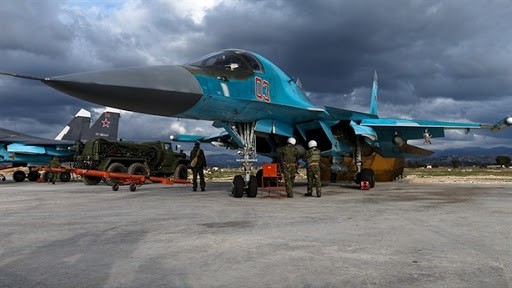 Thông tin từ Bộ Quốc phòng Nga cho biết, ngay trong mùa hè này, lô  máy bay ném bom tiền tuyến Su-34 sau nâng cấp với khả năng chiến đấu mở rộng, hệ thống điện tử hàng không mới sẽ chính thức được chuyển giao cho Không quân Nga.