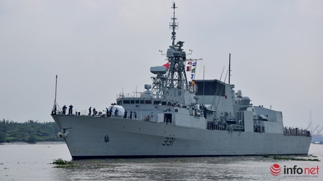 WESTPLOY 16 là chương trình triển khai của tàu HMCS Vancouver nhằm xây dựng mối quan hệ chặt chẽ giữa Hải quân Hoàng gia Canada (RCN) và hải quân của các nước châu Á – Thái Bình Dương, đồng thời thúc đẩy gìn giữ hòa bình và an ninh trong khu vực.