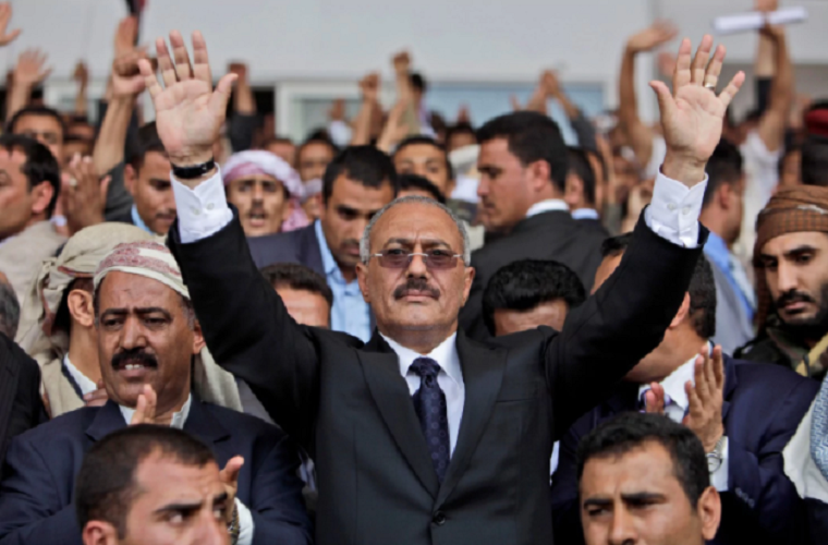 Theo Reuters dẫn nguồn tin từ Đảng Đại hội Nhân dân Toàn quốc Yemen của cựu Tổng thống Yemen Ali Abdullah Saleh ngày 4/12 xác nhận rằng ông Saleh đã thiệt mạng do trúng đạn ở ngoại ô thủ đô Sanaa. Ảnh: AP.