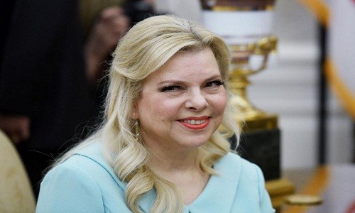 Bà Sara Netanyahu, vợ của Thủ tướng Israel Benjamin Netanyahu, không ít lần gây tranh cãi vì có nhiều hành động bị dư luận nước này phản đối. Ảnh: UPI.