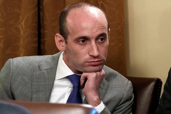 Stephen Miller, cố vấn chính sách cấp cao của Tổng thống Trump, ngày 6/10 thông báo rằng ông đã có xét nghiệm dương tính với COVID-19. Ảnh: AP.