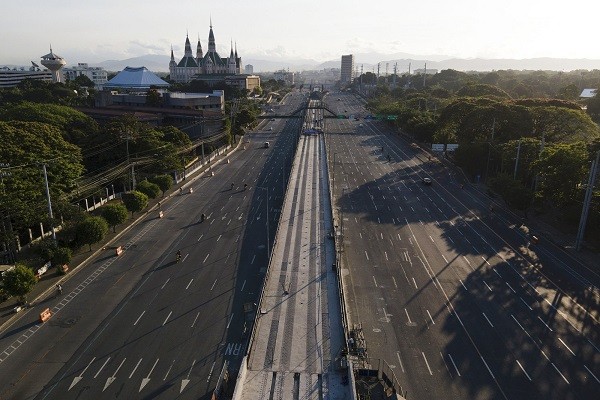 Được biết, Philippines phong tỏa vùng thủ đô Manila từ ngày 29/3 để ngăn chặn sự lây lan của dịch  COVID-19 trong bối cảnh số ca mắc mới tiếp tục tăng. (Nguồn ảnh: AP)