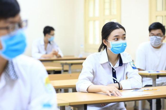  Nhiều hạn chế, thiếu sót trong Kỳ thi chọn học sinh giỏi cấp quốc gia tại TPHCM: Thanh tra Bộ GD&amp;ĐT đã có kết luận kiểm tra công tác coi thi Kỳ thi chọn học sinh giỏi cấp quốc gia THPT năm 2021- 2022 tại Hội đồng coi thi Thành phố Hồ Chí Minh. Kết luận bên cạnh nêu rõ ưu điểm đã chỉ ra hàng loạt hạn chế, thiếu sót trong công tác coi thi Kỳ thi chọn HSG cấp quốc gia THPT năm học 2021- 2022 tại Hội đồng coi thi Thành phố Hồ Chí Minh. (Nguồn: GD&amp;TĐ)