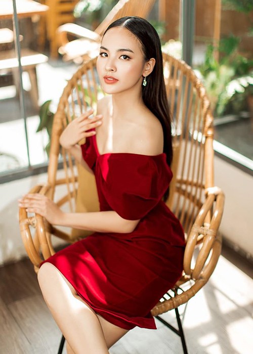 Từ cuối năm 2019, đã có thông tin Quỳnh Nga sẽ tham gia cuộc thi Miss Charm International 2020 ( Hoa hậu Sắc đẹp Quốc tế 2020).