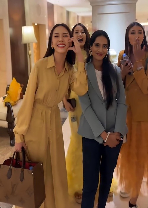  Hoa hậu Huỳnh Nguyễn Mai Phương (ngoài cùng bên trái) sang Ấn Độ thi Miss World 2024 - Hoa hậu Thế giới 2024 từ ngày 16/2.