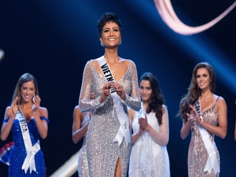 Lọt top 5 Miss Universe 2018,  H’hen Niê đến hiện tại là đại diện Việt Nam có thành tích tốt nhất ở cuộc thi nhan sắc này. Ảnh: Petrotimes.