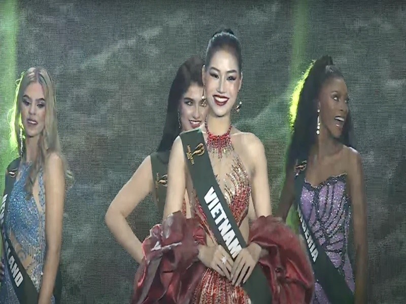 Tối ngày 9/11, chung kết  Miss Earth 2024 diễn ra tại Philippines. Đại diện Việt Nam - Cao Ngọc Bích bất ngờ trắng tay. Ảnh: Saostar.