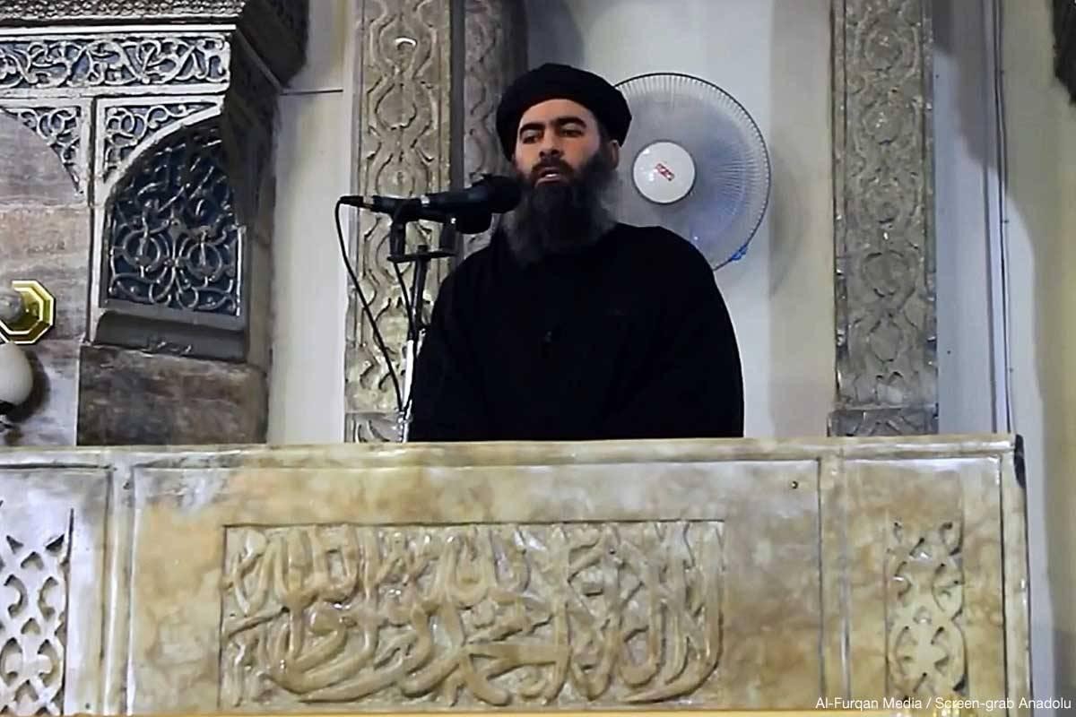 Ngày 27/10, các hãng truyền thông đồng loạt đưa tin  thủ lĩnh tối cao của IS Abu Bakr al-Baghdadi đã bị lực lượng đặc nhiệm Mỹ tiêu diệt trong một chiến dịch tuyệt mật tại Syria. Ảnh: Anadolu.