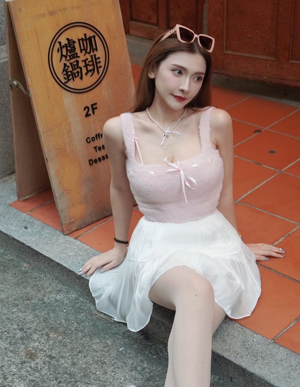 Victoria Aikyen là  hot girl nổi tiếng nhất Malaysia.