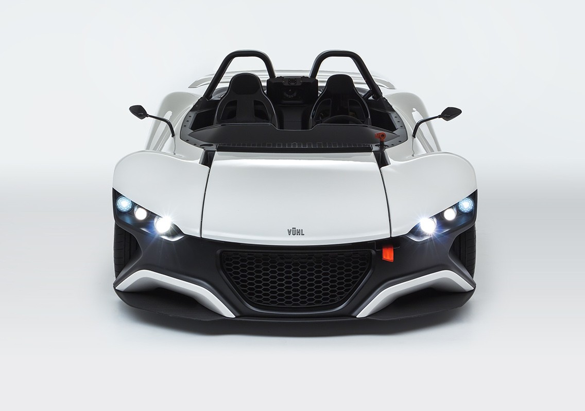  Tên gọi Vuhl của hãng xe mới là cách đọc chệch của Vool, hay viết tắt của "Vehicles of Ultra High-performance and Lightweight" (Những chiếc xe có khả năng vận hành siêu cao và trọng lượng nhẹ).