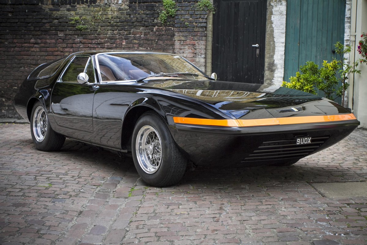  Siêu xe Ferrari 365 GTB/4 Shooting Brake đặc biệt này có số chassis 15275, được làm theo đơn đặt hàng của một "đại gia" ở Mỹ vào năm 1972.