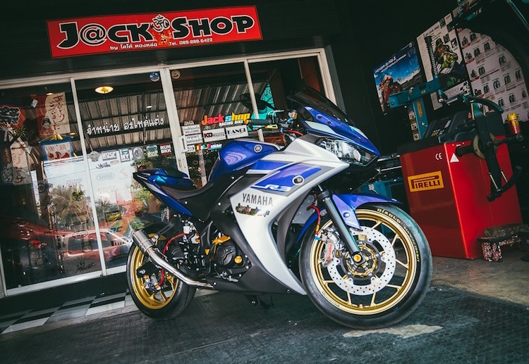 Kể từ khi xuất hiện tới nay, mẫu sportbike "phân khối nhỡ"  Yamaha R3 đã được những người chơi môtô đánh giá cao do có giá hợp lý, kiểu dáng đẹp và hiệu năng tốt trong phân khúc.