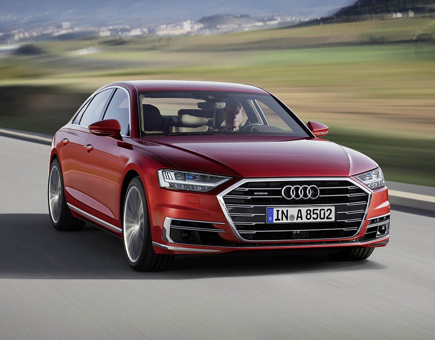 Thế hệ thứ 4 của mẫu  xe sang Audi A8 phiên bản 2018 vừa được hãng xe ôtô Đức tung ra thị trường với giá bán từ 103.248 USD (tương đương 2,34 tỷ đồng) dành cho bản tiêu chuẩn.