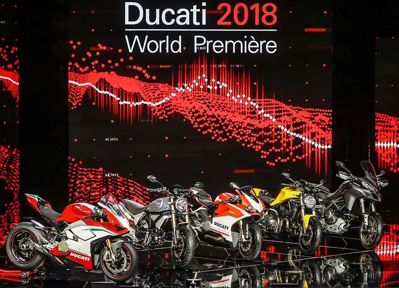 Ducati đã chính thức ra mắt dòng sản phẩm chủ chốt của hãng trong năm 2018 đó là siêu  môtô Ducati Panigale V4 trong triển lãm thường niên EICMA diễn ra tại Ý. Siêu môtô sở hữu nhiều cải tiến triệt để khiến nó trở thành tâm điểm nhất thu hút công chúng yêu xe trong triển lãm lần này.