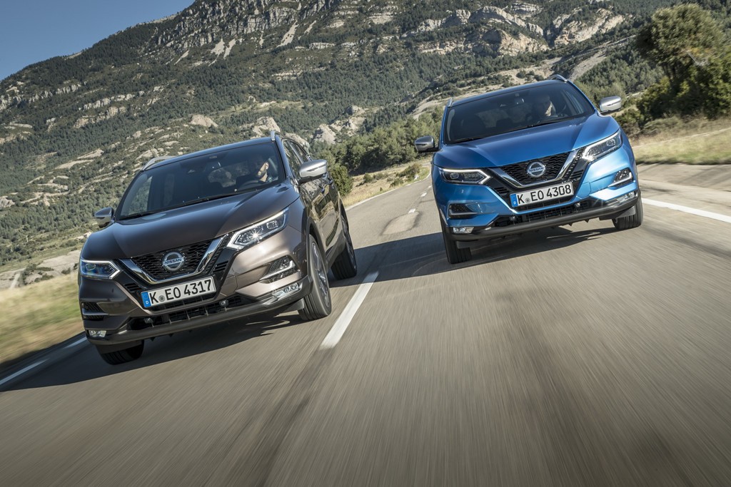  Nissan Qashqai 2019 mới, mẫu SUV bán chạy nhất của Nissan vừa nhận thêm nhiều nâng cấp và trang bị mới. Đáng kể nhất là việc nâng cấp động cơ xe bằng việc bổ sung bộ lọc xăng cùng một số tinh chỉnh ở hệ thống phun nhiên liệu, buồng đốt động cơ và bộ tăng áp.