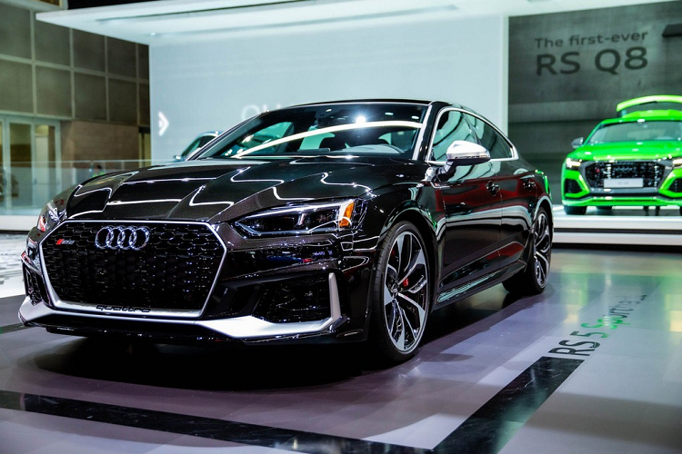 Los Angeles Auto Show từng là nơi Audi ra mắt toàn cầu RS Q8 và e-tron Sportback. Sự kiện năm nay đón chào sự xuất hiện của mẫu  xe Audi RS 5 Panther Edition mới.