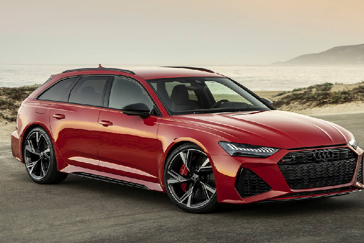 Hãng xe Đức chính thức công bố  giá xe Audi RS6 Avant 2021 khởi điểm từ 110.000 USD (tương đương 2,55 tỷ đồng) cho mẫu xe RS6 Avant 2021. Đây là bản cấu hình hiệu năng cao nhất của biến thể A6 dạng wagon, với phần thân xe được kéo dài về phía sau để chứa được nhiều hành lý hơn so với phiên bản sedan quen thuộc.