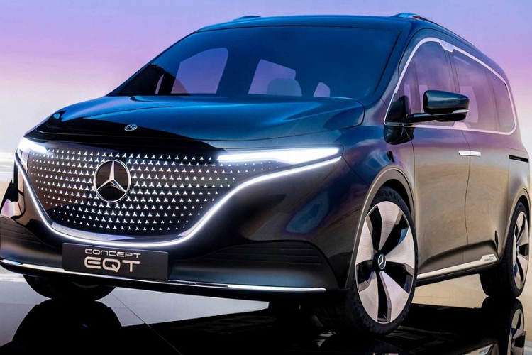 Vào hồi giữa tháng 4 vừa qua, hãng Mercedes-Benz đã chính thức vén màn mẫu sedan chạy điện hạng sang hoàn toàn mới mang tên EQS. Chẳng bao lâu sau đó, thương hiệu ngôi sao 3 cánh lại gây bất ngờ khi vén màn một mẫu ô tô chạy điện nữa mang tên EQT. Đây là thành viên mới của dòng  xe ôtô điện Mercedes-Benz EQ, sau EQC, EQV, EQA, EQB và EQS.