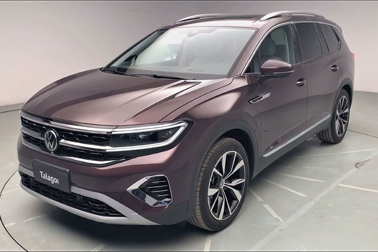  Volkswagen Talagon 2022 mới là mẫu SUV 7 chỗ cỡ lớn do liên doanh SAIC - Volkswagen sản xuất và dành riêng cho thị trường Trung Quốc. Mẫu xe này dự kiến sẽ chính thức ra mắt vào giữa năm nay và là đối trọng trực tiếp của 2 mẫu xe Ford Explorer và Hyundai Palisade.