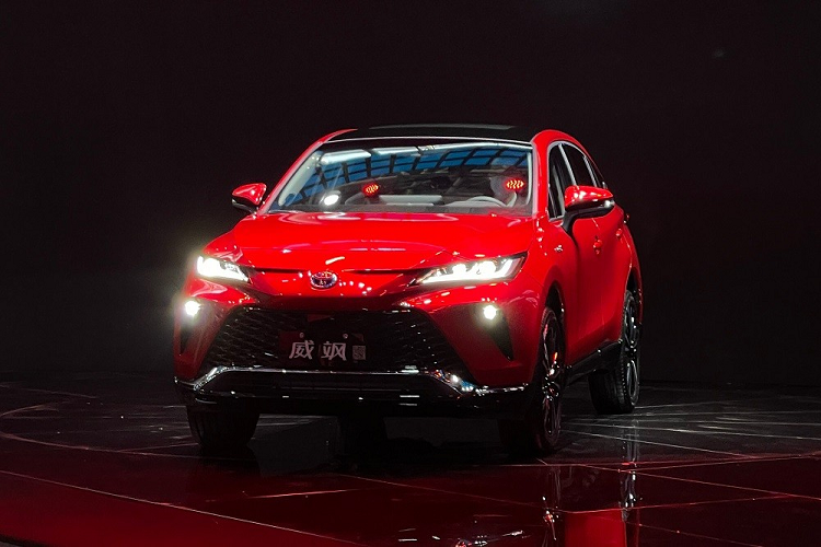 Tại triển lãm Ô tô Quảng Châu 2021 hiện đang diễn ra tại Trung Quốc, hãng Toyota đã chính thức ra mắt thế hệ mới của dòng SUV cỡ trung Venza.  Toyota Venza 2022 mới chính là phiên bản đổi tên và thiết kế của Harrier thế hệ mới đã ra mắt thị trường Nhật Bản vào hồi tháng 4 năm ngoái.