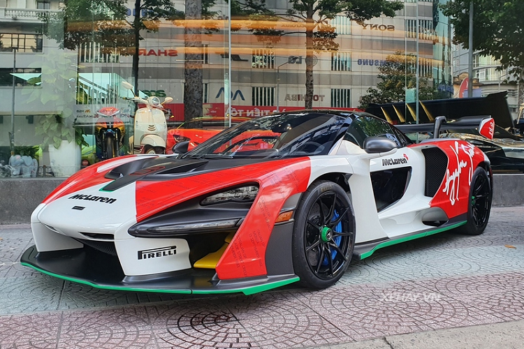 So với chiếc  McLaren Senna triệu đô đầu tiên đang thuộc sở hữu của doanh nhân Hoàng Kim Khánh, chiếc này có rất nhiều điểm khác biệt.