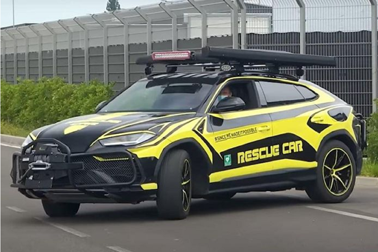 Hãng xe Ý có vẻ rất nghiêm túc với  siêu SUV Lamborghini Urus, bởi chiếc siêu SUV này không chỉ sở hữu hiệu suất cao, mà còn là một niềm tự hào cần được phát huy.