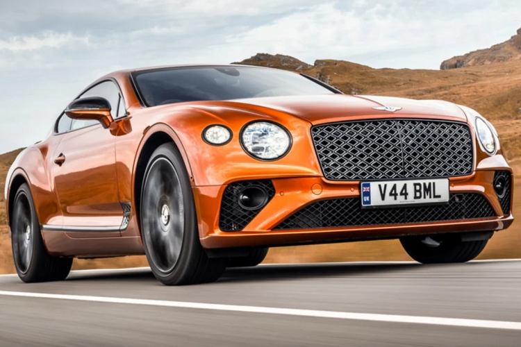 Mẫu  Bentley Coupe Continental GT Mulliner 2022 nâng cấp vừa được công bố sẽ sở hữu cấu hình động cơ W12 dung tích 6.0 lít cùng hệ thống đánh lái 4 bánh và vi sai hạn chế trượt điện tử. Dưới nắp capô của Continental GT Mulliner là phiên bản mạnh mẽ nhất của động cơ W12 6.0 lít tăng áp kép tạo ra công suất 650 mã lực, mô-men xoắn 900 Nm.