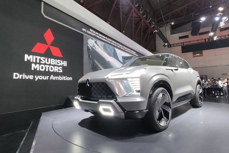 Tại triển lãm IIMS 2023 diễn ra tại Indonesia, hãng Mitsubishi đã mang mẫu xe concept XFC đến trưng bày. Đây là mẫu xe concept  Mitsubishi XFC hoàn toàn mới, lần đầu tiên trình làng trong triển lãm Ô tô Việt Nam 2022 diễn ra vào tháng 10 năm ngoái.