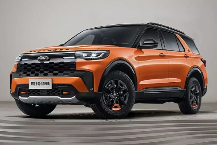  Ford Explorer Kunlun Peak Edition 2023 mới là phiên bản địa hình, mẫu xe SUV cỡ lớn đặc biệt này được sản xuất dành riêng cho thị trường tỷ dân Trung Quốc, tương đương với phiên bản Timberline của Mỹ.