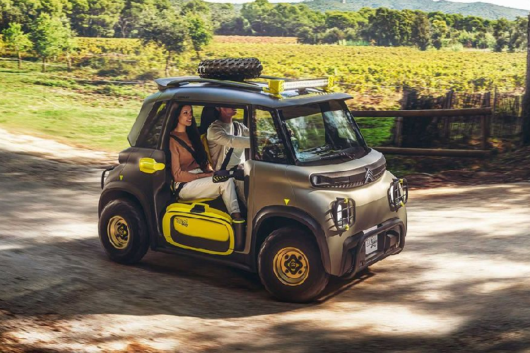 Mẫu xe  Citroen My Ami Buggy chạy điện này đã nhận được nhiều phản hồi tích cực từ người dùng, điều đó thể hiện qua lượng đặt hàng kỷ lục. Hơn 800 chiếc Citroen My Ami Buggy được mở bán lúc 11h ngày 20/6 và đã "cháy hàng” chỉ sau chưa đầy 10h.