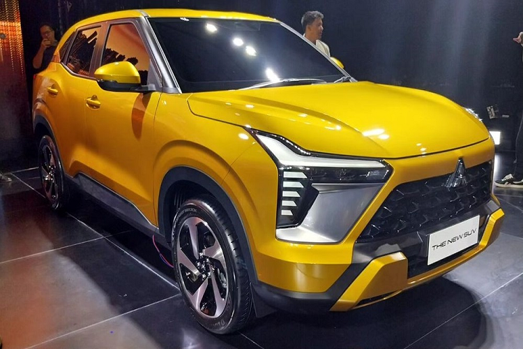 Vào ngày 10/8 tới đây, khi triển lãm GIIAS 2023 chính thức khai mạc ở Indonesia, Mitsubishi sẽ giới thiệu mẫu SUV cỡ B mới của mình với thị trường thế giới. Hiện các thông tin chi tiết như tên gọi chính thức, trang bị hay giá bán của mẫu xe này chưa được hé lộ. Chỉ biết rằng, đây là phiên bản thương mại của mẫu xe  Mitsubishi XFC 2024 mới Concept đã lần đầu tiên ra mắt trong triển lãm Ô tô Việt Nam 2022.