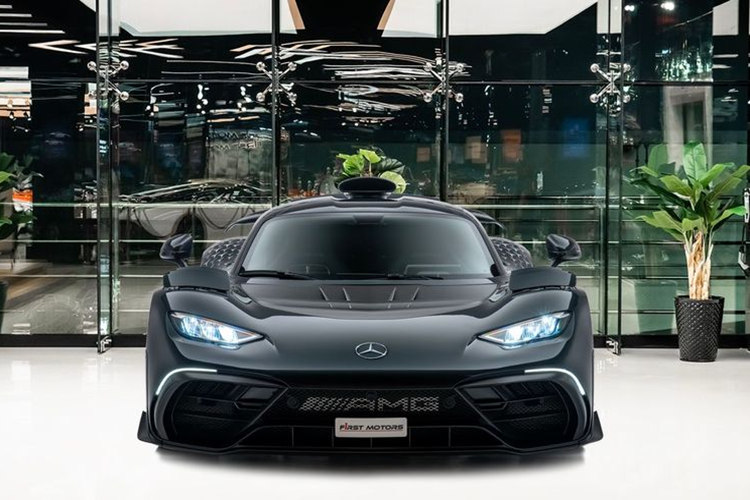  Mercedes-AMG One 2023 - từ 2,7 triệu USD (65,66 tỷ đồng)    Mercedes-AMG One triệu đô chỉ được sản xuất số lượng giới hạn 275 chiếc trên toàn cầu với giá bán vô cùng đắt đỏ, 2,72 triệu USD (tương đương khoảng 63 tỷ đồng).