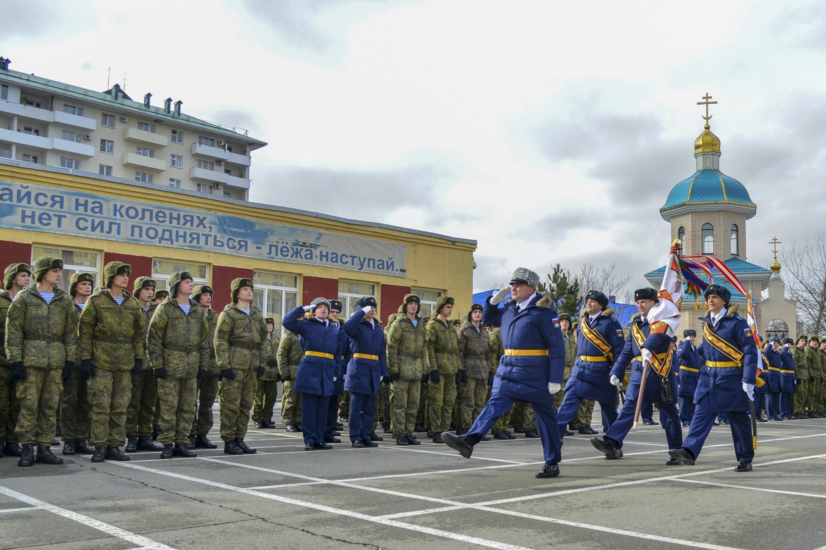 Hai  trung đoàn xung kích đã được thành lập ở Pskov và Crimea, nằm trong đội hình các sư đoàn đổ bộ đường không nhằm củng cố năng lực tác chiến của lực lượng vũ trang ở miền tây và nam đất nước.