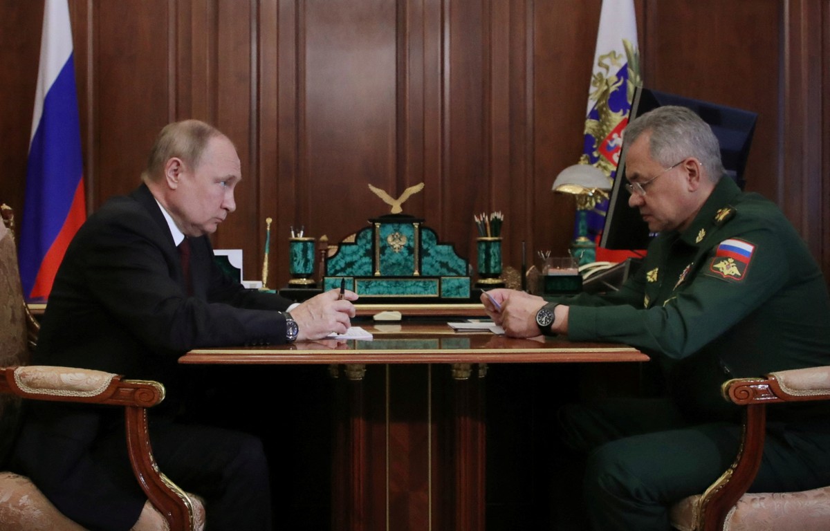 Theo thông tin từ trang Topwar của Nga, Bộ trưởng Quốc phòng Nga Sergey Shoigu đã trình báo cáo lên Tổng thống Putin việc Quân khu trung tâm Nga đã "giải phóng"  thành phố Avdiivka, sau 4 tháng tiến hành “tổng công kích”.