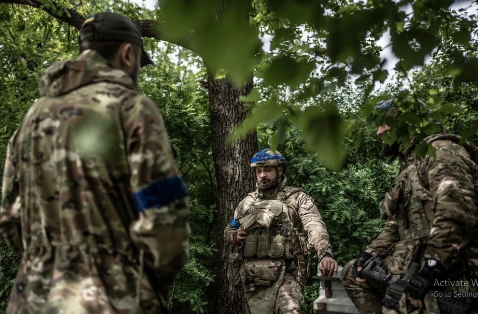 Trong những ngày qua, một số lữ đoàn của  Quân đội Ukraine đã tiến về phía nam thành phố Volchansk, xây dựng công sự xuất phát tiến công tại đây; đồng thời tập trung quân và bắt đầu phản công quân Nga đang ở phía bắc sông Volchya.