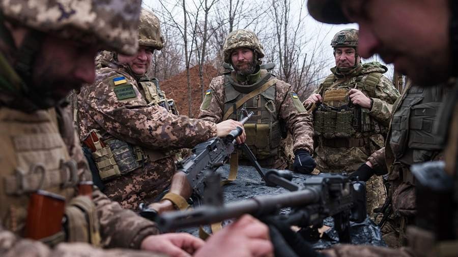 Lính đánh thuê đang chạy trốn khỏi Ukraine hàng loạt, do tình hình ở tiền tuyến ngày càng xấu đi, lần này là lính đánh thuê Colombia. Theo tờ Kyiv Post, nhiều đơn vị ở tiền tuyến của quân đội Ukraine gần như vắng bóng lính đánh thuê người Colombia.