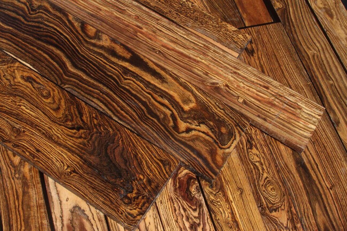 1. Gỗ Bocote. Không chỉ là một trong những loại gỗ quý hiếm ở Mexico hay Trung và Nam Mỹ, Bocote còn thuộc vào một trong những loại  gỗ quý nhất thế giới với giá trị kinh thế lên tới 30 USD/ 30cm.