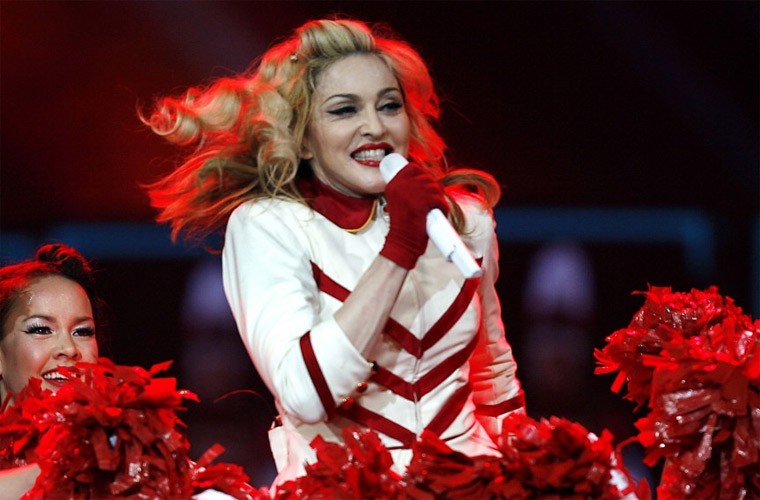 Madonna là tác giả của sáu cuốn sách thiếu nhi rất thành công đồng thời là đồng tác giả của cuốn sách dài 12 chương. Cuốn sách thiếu nhi đầu tiên mà nữ hoàng pop chấp bút là The English Roses, đã trở thành cuốn truyện tranh thiếu nhi bán chạy nhất mọi thời đại và đứng đầu danh sách những ẩn phẩm bán chạy do New York Times bình chọn.