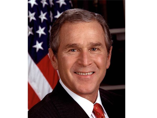  Tổng thống Mỹ George W. Bush trở thành ông chủ Nhà Trắng trong 2 nhiệm kỳ liên tiếp từ năm 2001 - 2009.