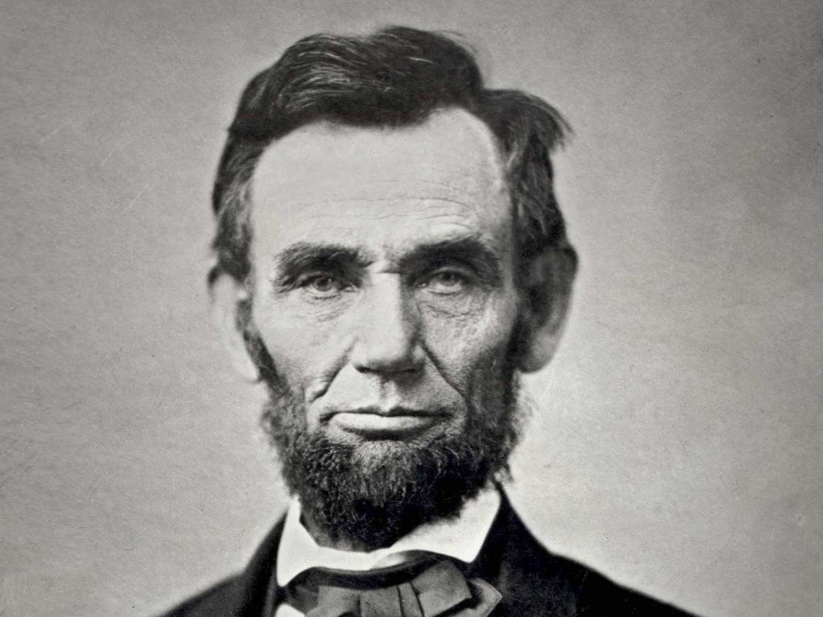  Tổng thống Mỹ Abraham Lincoln đứng đầu danh sách 10 ông chủ Nhà Trắng được các sử gia đánh giá cao ở khả năng lãnh đạo, xử lý khủng hoảng, tầm nhìn chiến lược...