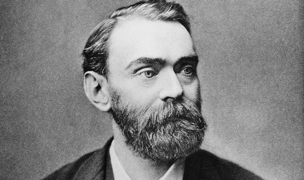 Alfred Nobel là một trong những  nhà phát minh nổi tiếng lịch sử. Ông là chủ nhân của 355 bằng sáng chế, trong đó đáng chú ý nhất là phát minh về thuốc nổ.