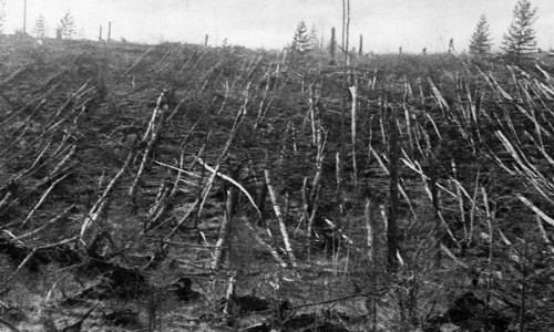 Vào sáng sớm ngày 30/6/1908,  vụ nổ Tunguska xảy ra tại một địa danh có tên là Tunguska, gần biên giới Siberia.