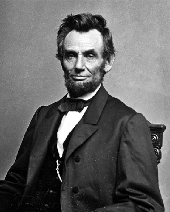 Tổng thống thứ 16 của Hoa Kỳ Abraham Lincoln là một trong những  người nổi tiếng biết trước cái chết của bản thân. Sự việc này đã được người bạn kiêm vệ sĩ của Tổng thống Lincoln là Ward Hill Lamon kể lại.