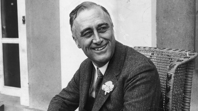 Franklin D. Roosevelt là một trong những  Tổng thống Mỹ nổi tiếng nhất thế giới. Ông là ông chủ Nhà Trắng huyền thoại khi là Tổng thống Mỹ duy nhất được bầu hơn 2 nhiệm kỳ.