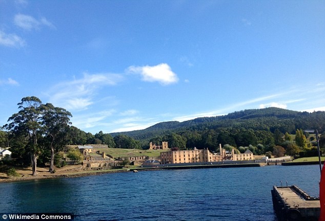 Nằm trên bán đảo Tasman, bang Tasmania, Australia, " thị trấn ma" Port Arthur là một trong những địa điểm hấp dẫn du khách thích trải nghiệm những điều kỳ bí. Trong quá khứ, thị trấn Port Arthur từng là nơi giam giữ và thi hành án hơn 1.000 người.