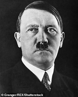 Từ một gã trai trẻ vô danh, Adolf Hitler bắt đầu dấn thân vào chính trường Đức sau khi Chiến tranh thế giới 1 kết thúc. Đến năm 1933, y trở thành Thủ tướng và sau đó là Quốc trưởng nước Đức. Trong 12 năm nắm quyền,  trùm phát xít Hitler từng "bật đèn xanh" cho nhiều dự án vũ khí nhằm trở thành bá chủ thế giới.