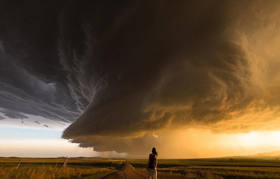 Nicolaus và Daow Wegner là một cặp vợ chồng nhiếp ảnh gia ở Casper, Wyoming, Mỹ.