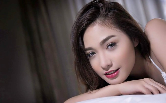 Sachzna Laparan hiện là một trong những hot girl nổi tiếng nhất tại Philippines hiện tại. Với nụ cười tươi cùng khuôn mặt cực tây, cô nàng sở hữu hơn 1,6 triệu người theo dõi trên mạng xã hội. Cô được biết đến nhờ vai trò làm người mẫu, diễn viên và các video hát cover.