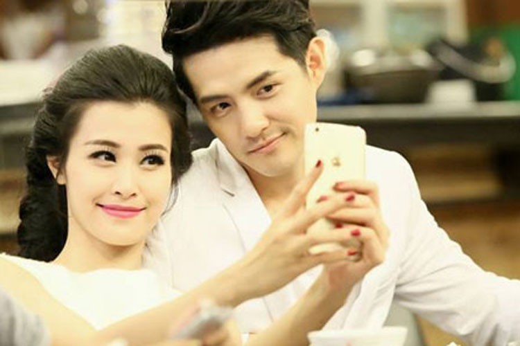 Có hơn 5 năm gắn bó,  Valentine 2015 với cặp đôi Đông Nhi - Ông Cao Thắng là một ngày vô cùng ý nghĩa. Lên kế hoạch cho một ngày lễ tình nhân lãng mạn, hạnh phúc là điều khiến cặp đôi phải đau đầu.