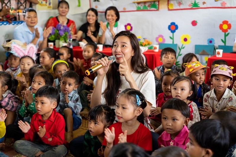  Hoa hậu Thùy Tiên vừa trở về Việt Nam sau lịch trình bận rộn tại nước ngoài.